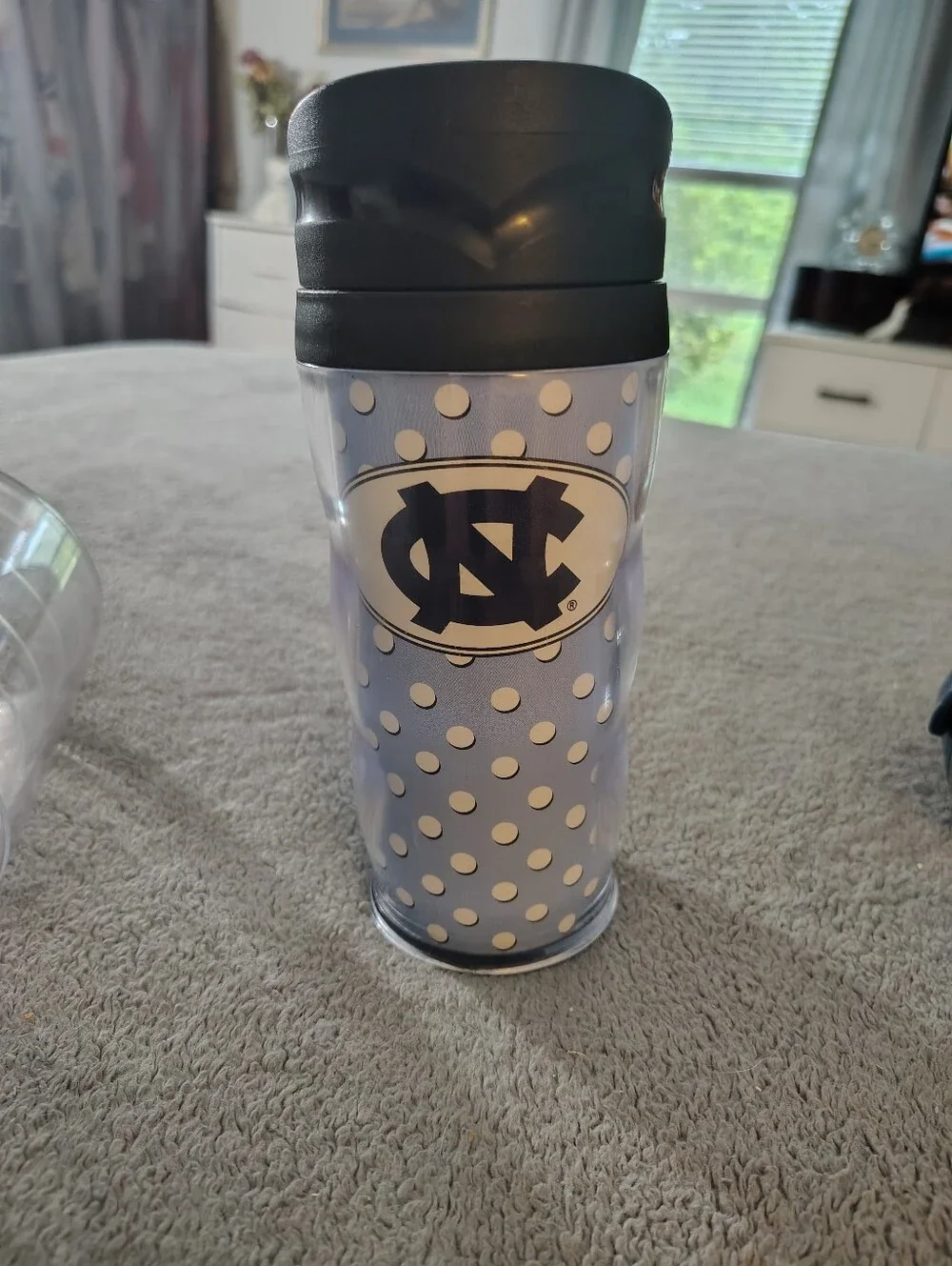 University Logo Polka Dot Travel Tumbler - Light Blue & White UNC Double insulat